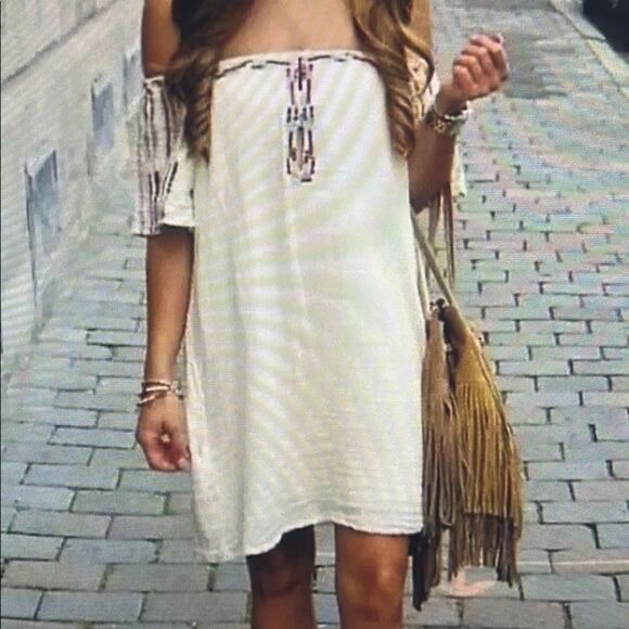 New! ZARA Dress Embroidered Off The Shoulder Boho  Off White/ Ivory - Picture 1 of 15